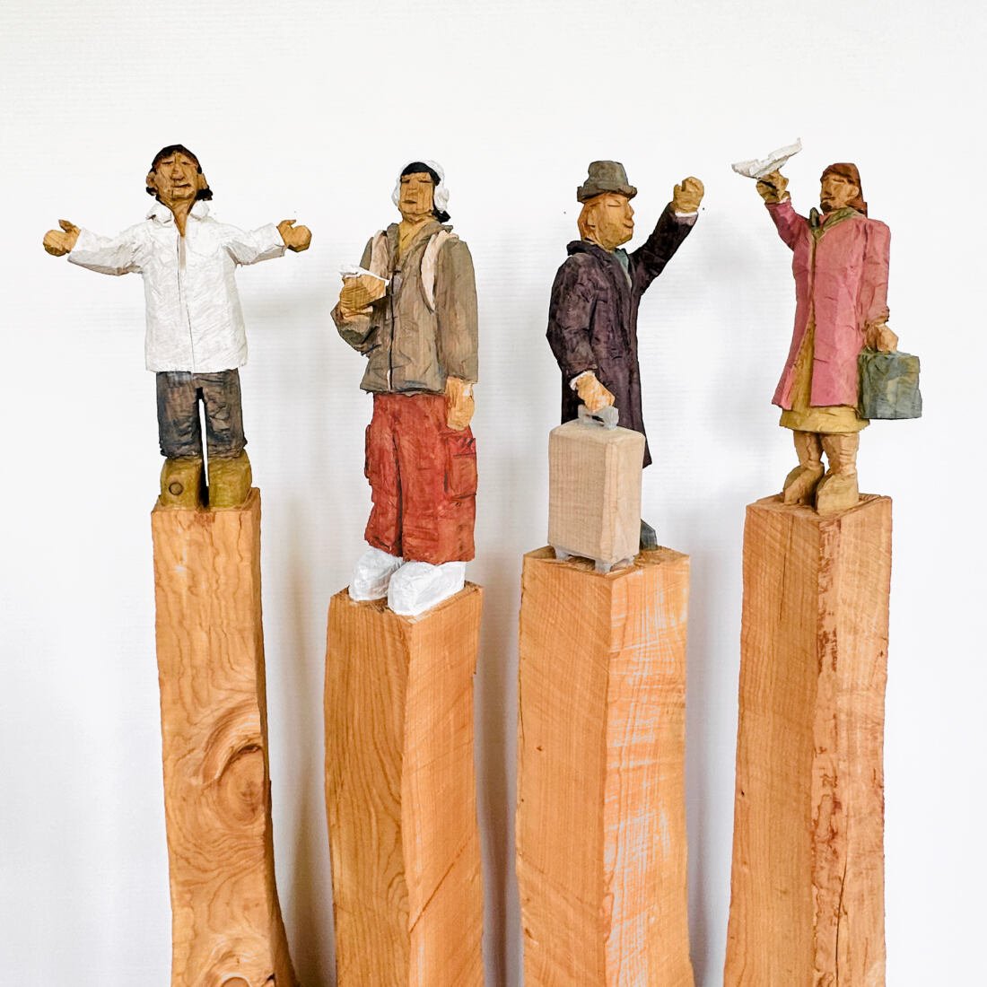 Marcel Bernet holzbildhauer figürlich holzskulptur sculptor figurative wood art