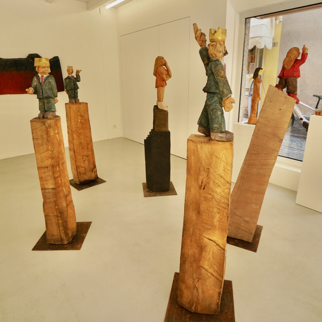 Marcel Bernet holzbildhauer figürlich holzskulptur sculptor figurative wood art